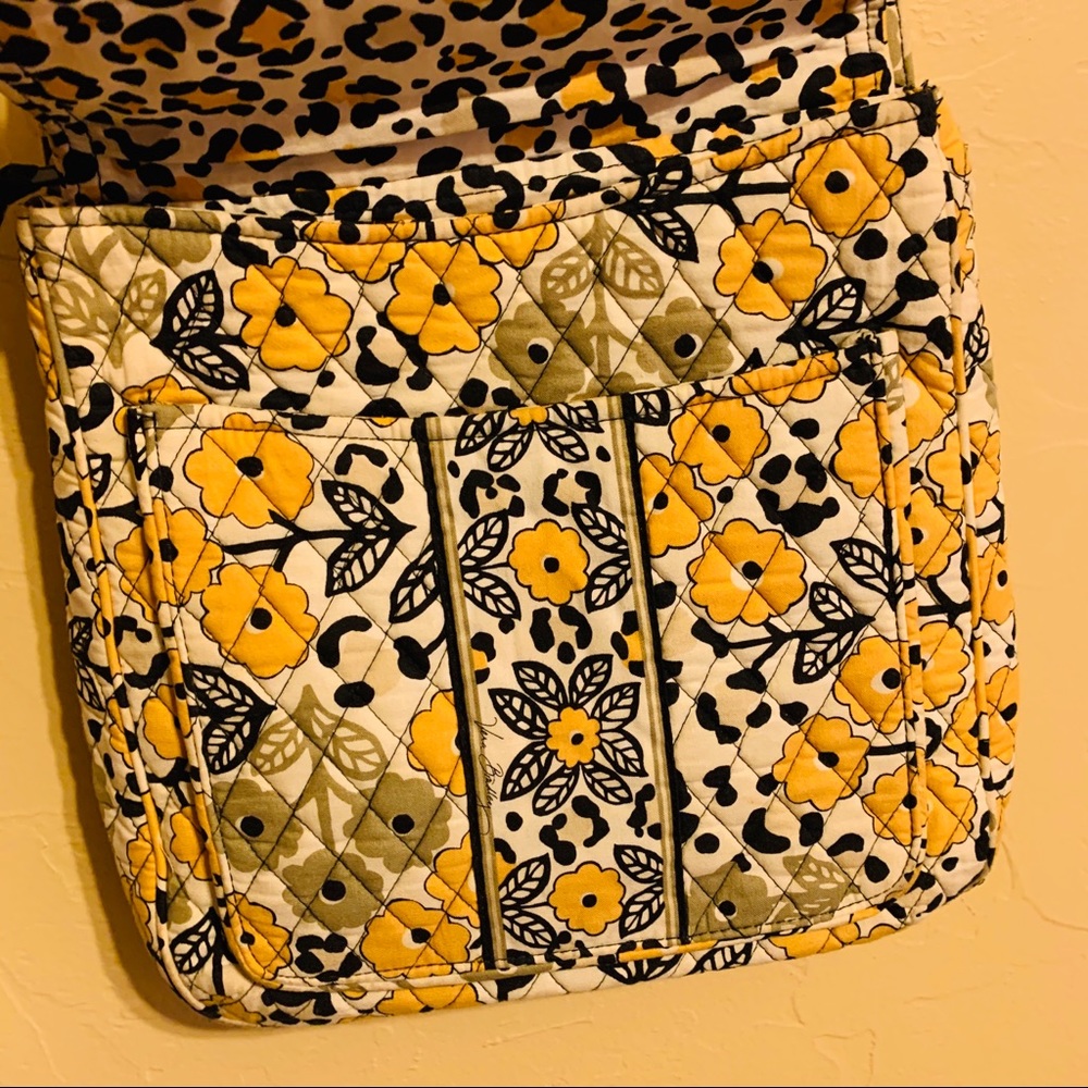 Vera Bradley Crossbody Bag - Picture 2 of 5